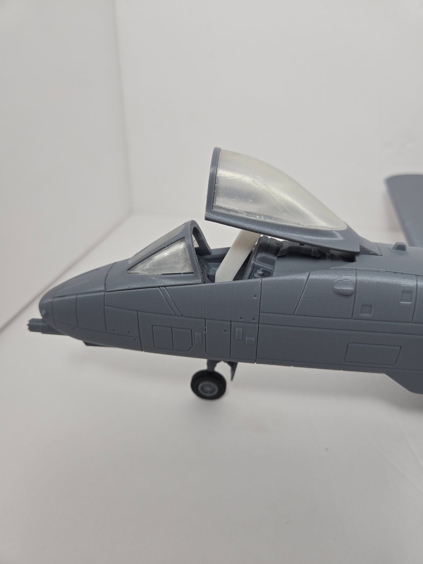 A-10 Thunderbolt II Model Kit