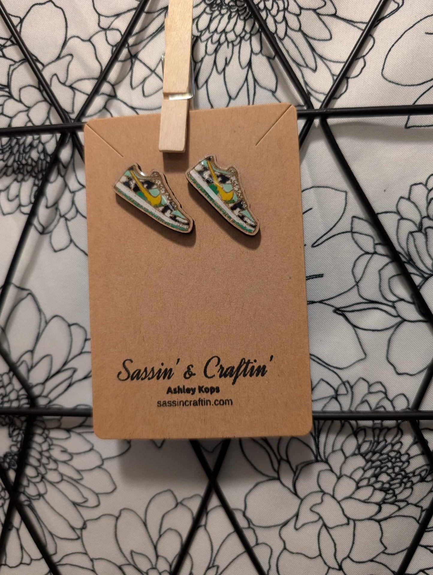 Sneaker "chunk" stud earrings