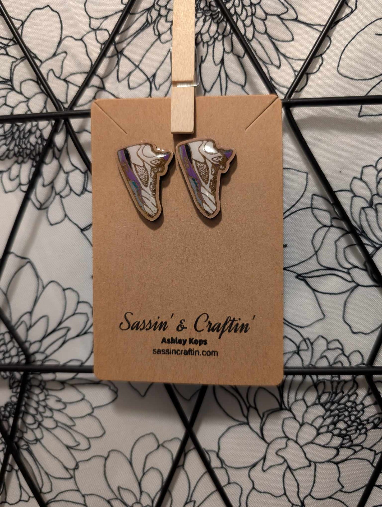 Sneaker 5 stud earrings