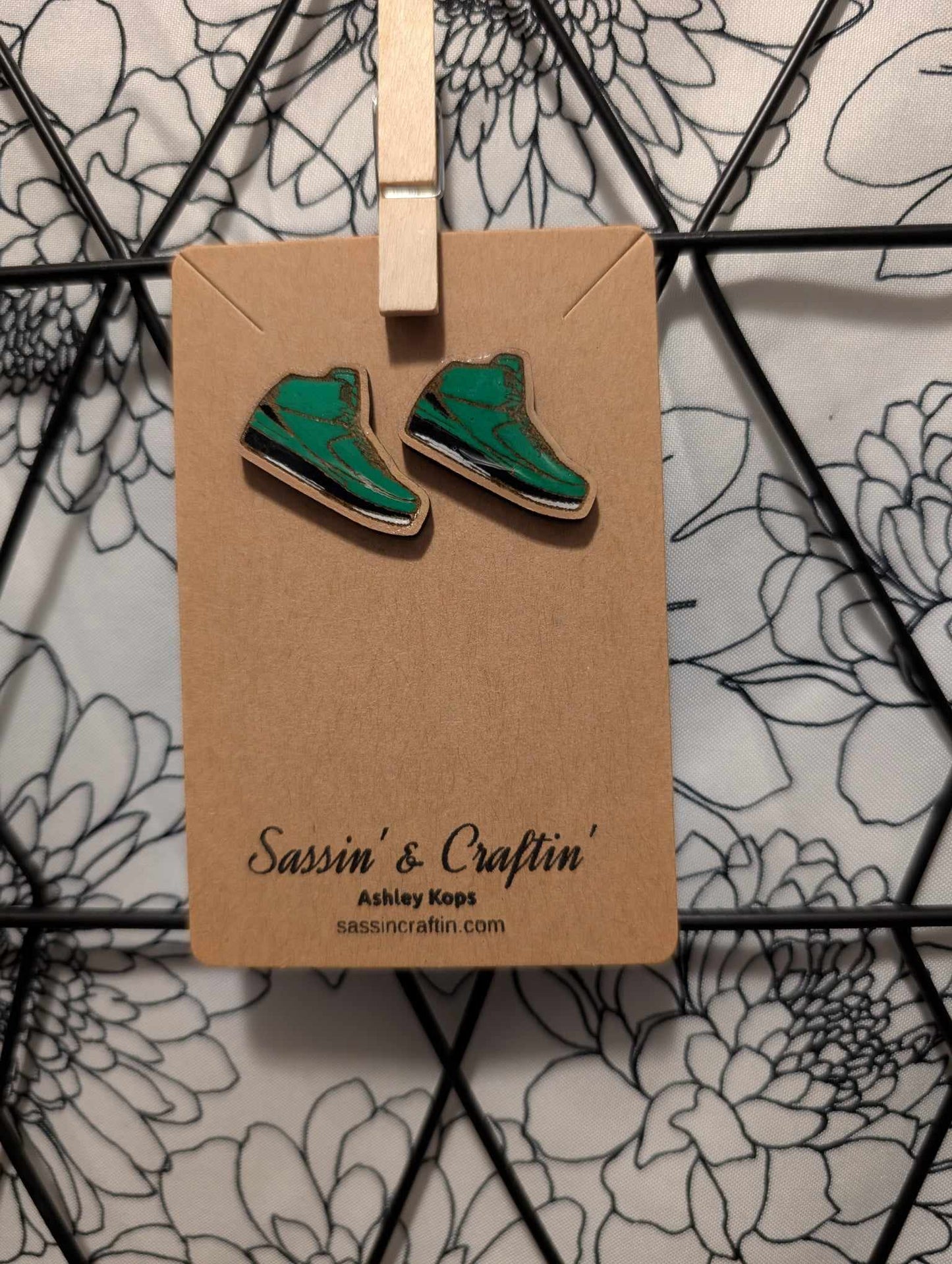 Sneaker 2 stud earrings