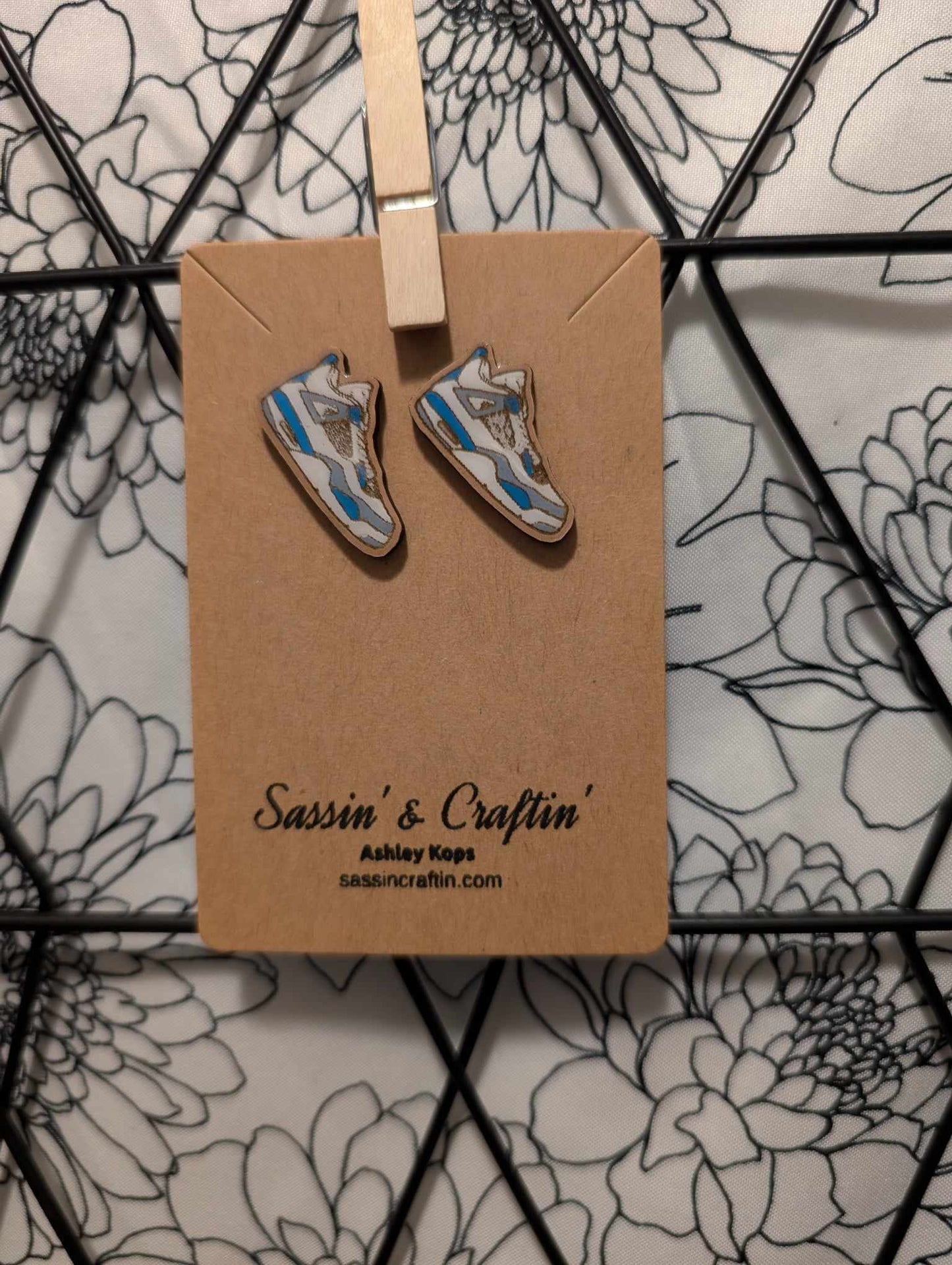 Sneaker 4 stud earrings