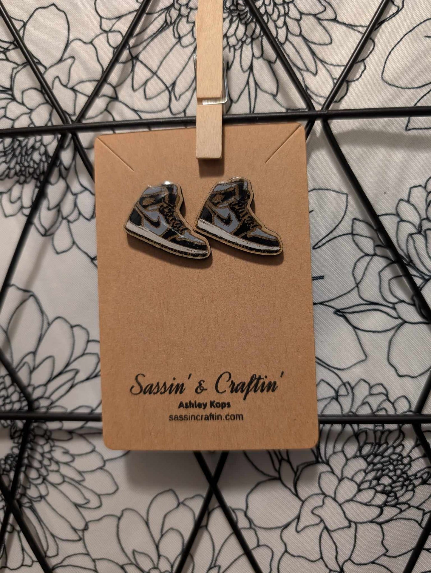 Sneaker 1 stud earrings